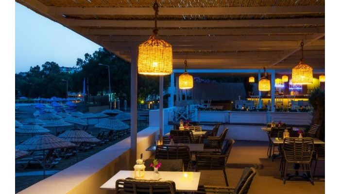 Liv Hotel By Bellazure poza 10