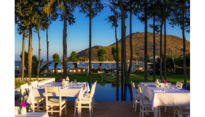 Liv Hotel By Bellazure poza 13