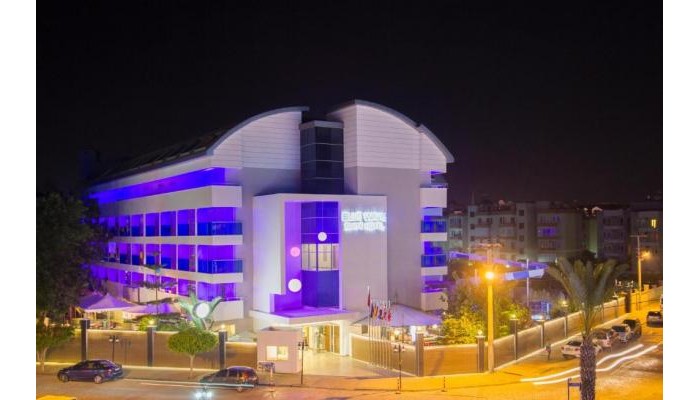 Hotel Blue Wave Suite poza 0