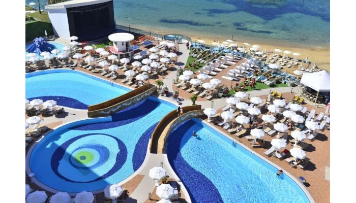 Azura Deluxe Resort & Spa poza 22