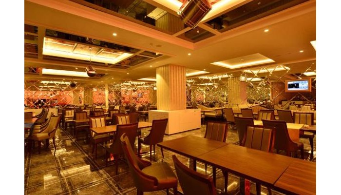 Azura Deluxe Resort & Spa poza 13