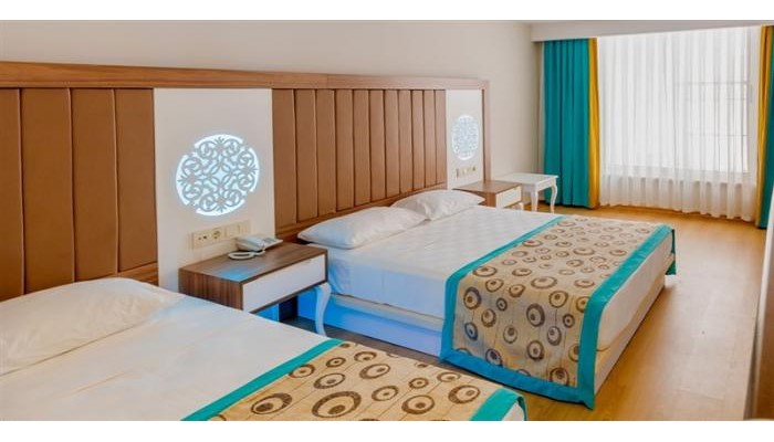 Holiday Park Resort poza 5