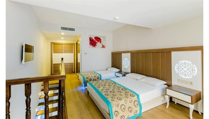 Holiday Park Resort poza 1