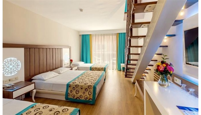 Holiday Park Resort poza 2