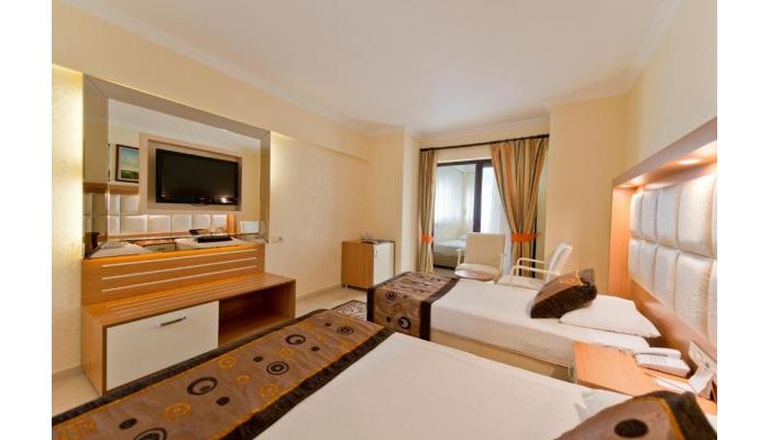 Oz Hotels Incekum Beach Resort poza 5