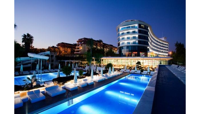 Q Premium Resort poza 1