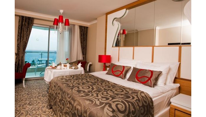 Q Premium Resort poza 3