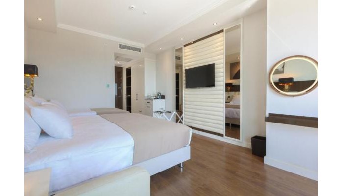Hotel Serenity Queen poza 3