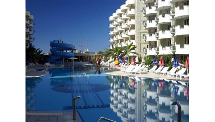 Hotel May Garden Club poza 1