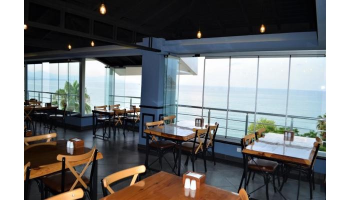 M.c.a Marquis Hotel poza 8