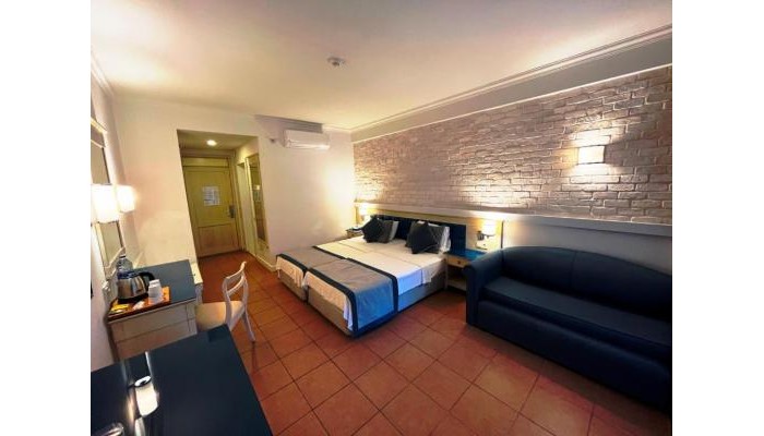 Champion Holiday Village poza 2