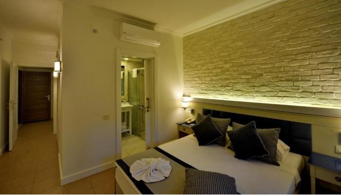 Champion Holiday Village poza 8