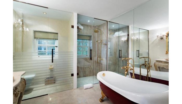 Elegance East Hotel poza 9