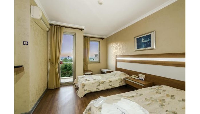 Santa Marina Hotel poza 4