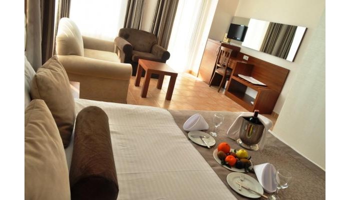 The Corner Park Hotel poza 8