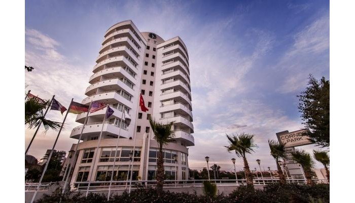 The Corner Park Hotel poza 0