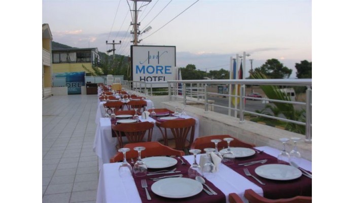 Hotel More poza 2