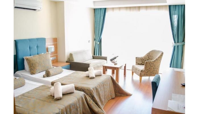 Hotel Ambrosia poza 4