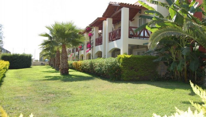 Tiana Beach Resort poza 0