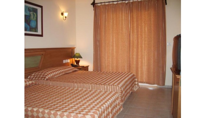 Tiana Beach Resort poza 5