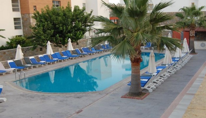 Tiana Beach Resort poza 1
