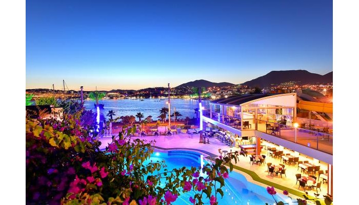 Hotel Tropicana Beach poza 2