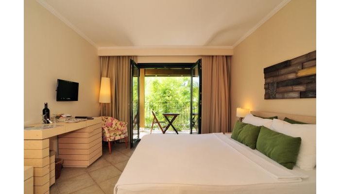 Hotel Zeytinada poza 2