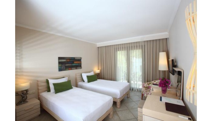 Hotel Zeytinada poza 4