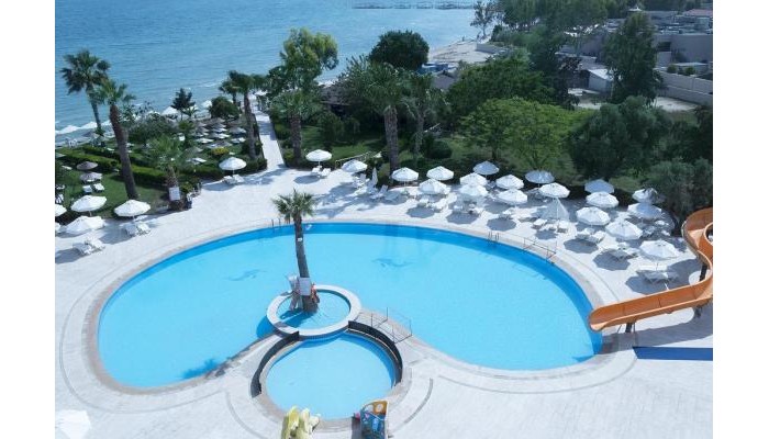 The Holiday Resort Hotel poza 4