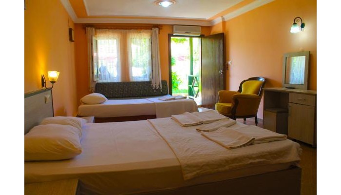 Carmina Hotel poza 5