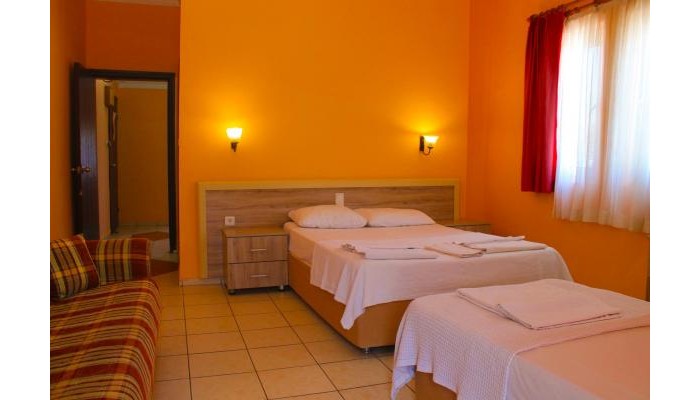Carmina Hotel poza 8