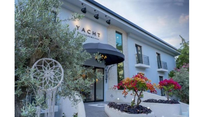 Yacht Boheme Hotel-adults Only poza 0