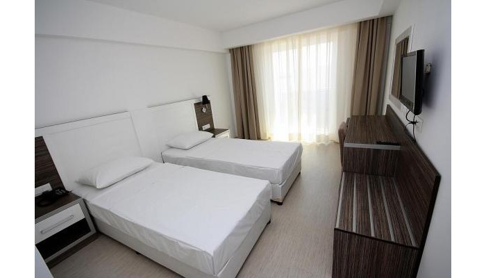 Club Shark Hotel poza 10