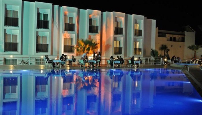 Club Shark Hotel poza 6