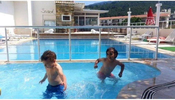 Selina Hotel poza 11