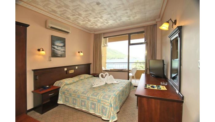 Golmar Beach Hotel poza 3