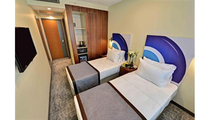 All Inn Hotel poza 3