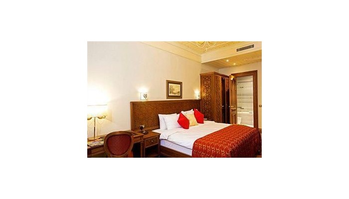 Celine Hotel poza 9