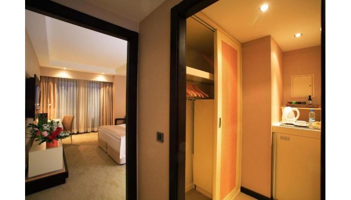 Hotel Holiday Inn Istanbul Airport poza 9