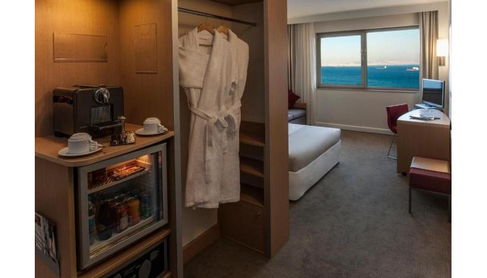 Hotel Novotel Istanbul Zeytinburnu poza 6