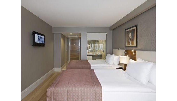 Hotel Ramada Istanbul Grand Bazaar poza 3