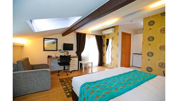 Retro Pera Hotel poza 6