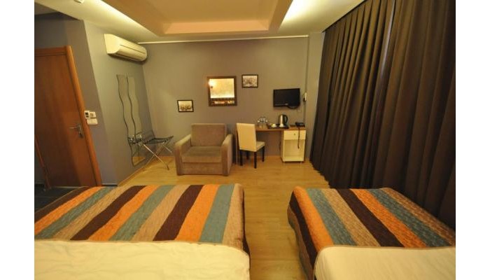 Retro Pera Hotel poza 10