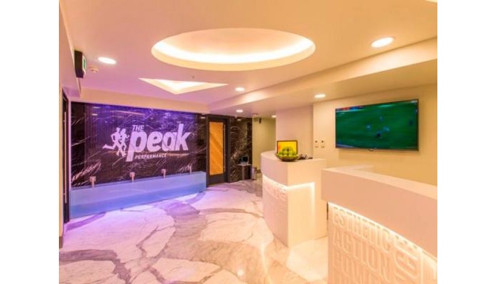 The Peak Hotel poza 2