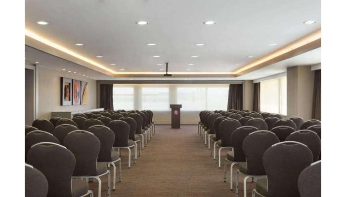 Ramada Hotel & Suites Kemalpasa Izmir poza 9