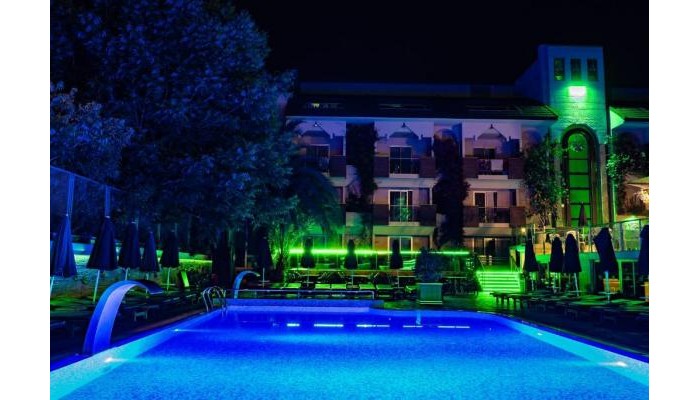 Ambassador Plaza Hotel poza 17