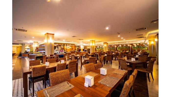 Ambassador Plaza Hotel poza 10