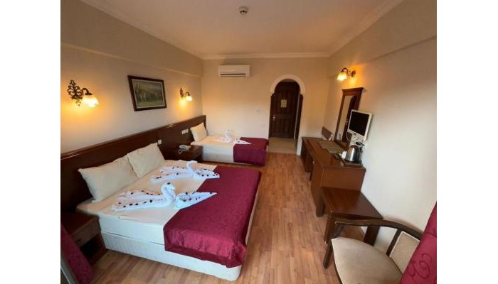 Astoria Hotel & Spa poza 3