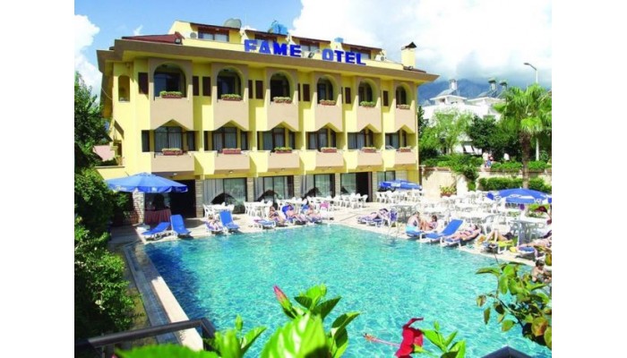 Fame Hotel poza 0