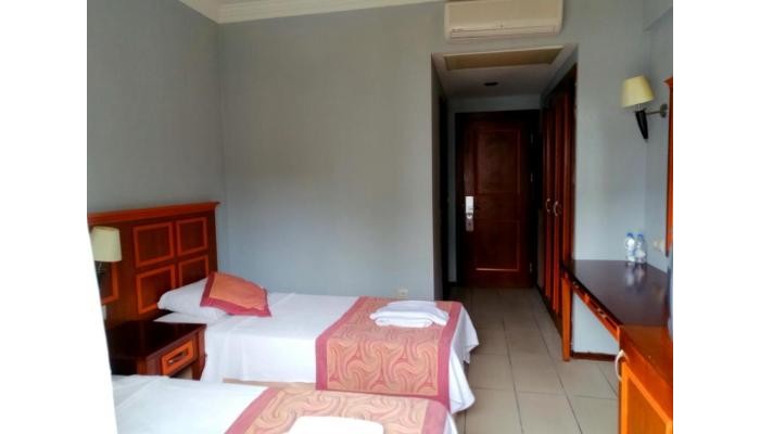 Hotel Grand Nar poza 4